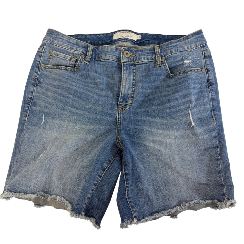 Torrid Denim Bermuda Shorts Women 16 Blue Distressed Frayed Hem First At Fit